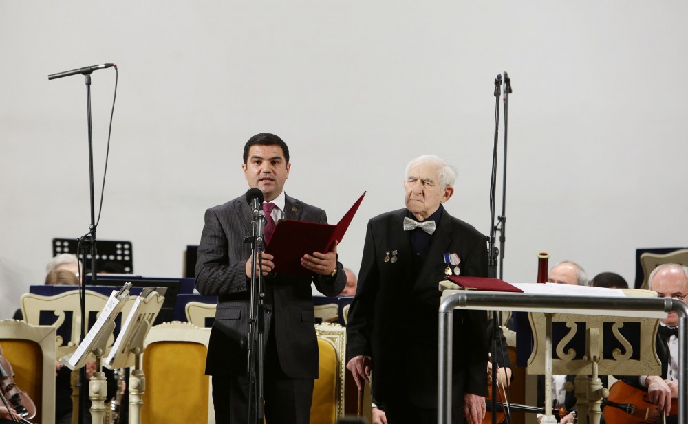 Tofiq Bakıxanovun müəllif-konserti olub