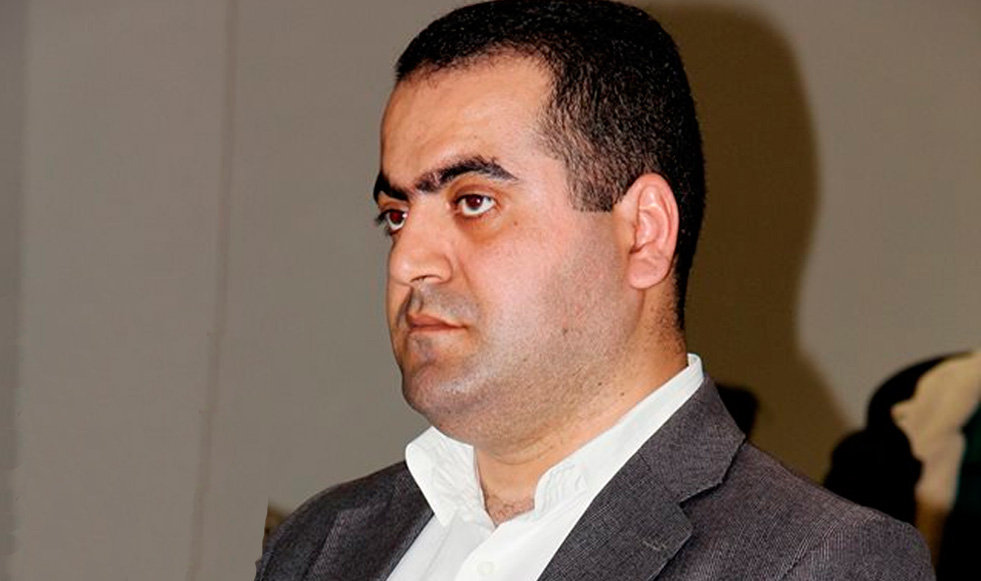 Emil Rasimoğlu. Dənizlərdəki yanan kimsəsiz kibritlərə... (ŞEİR) » Yarpaq.az
