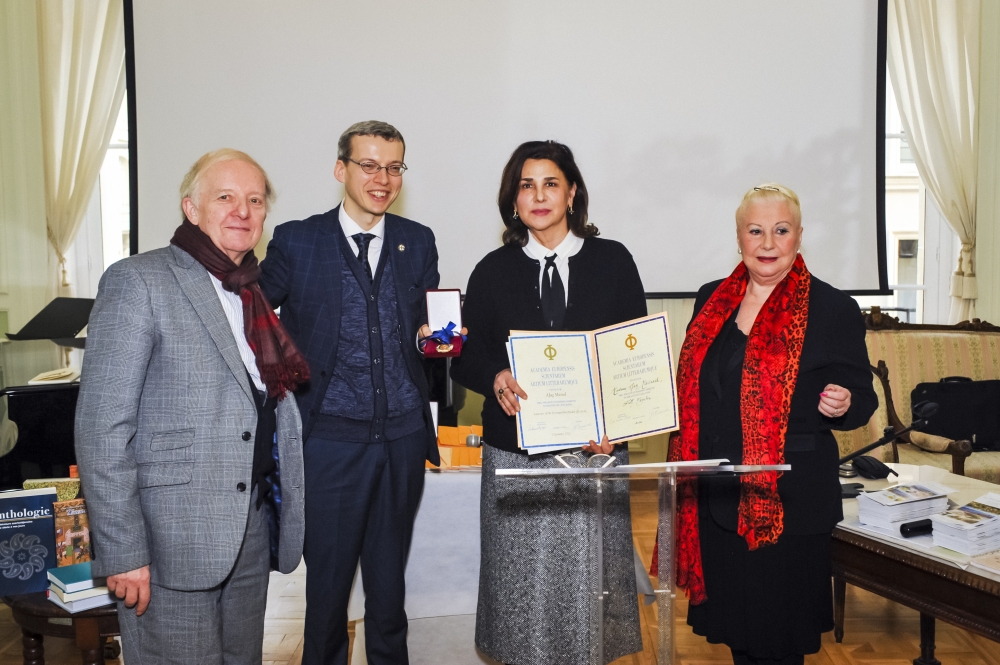 Azərbaycan yazıçısı Avropa Akademiyasının üzvü seçilib