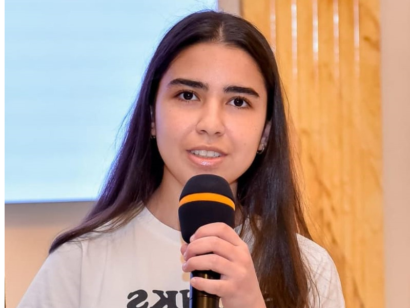 Saray Rəsulova. Ana (Şeir)